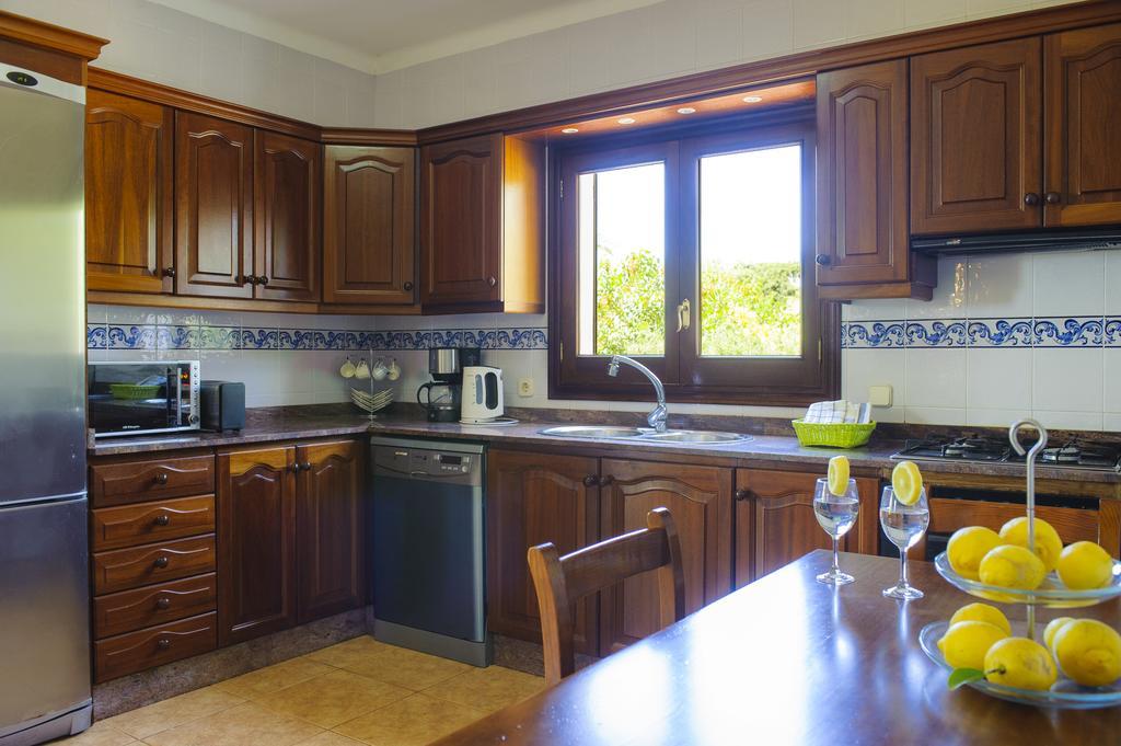 Villa Miquel Tomas *